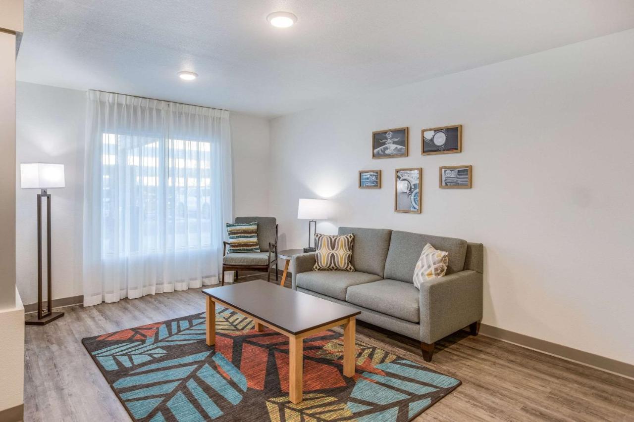 Woodspring Suites Detroit Farmington Hills Exteriér fotografie