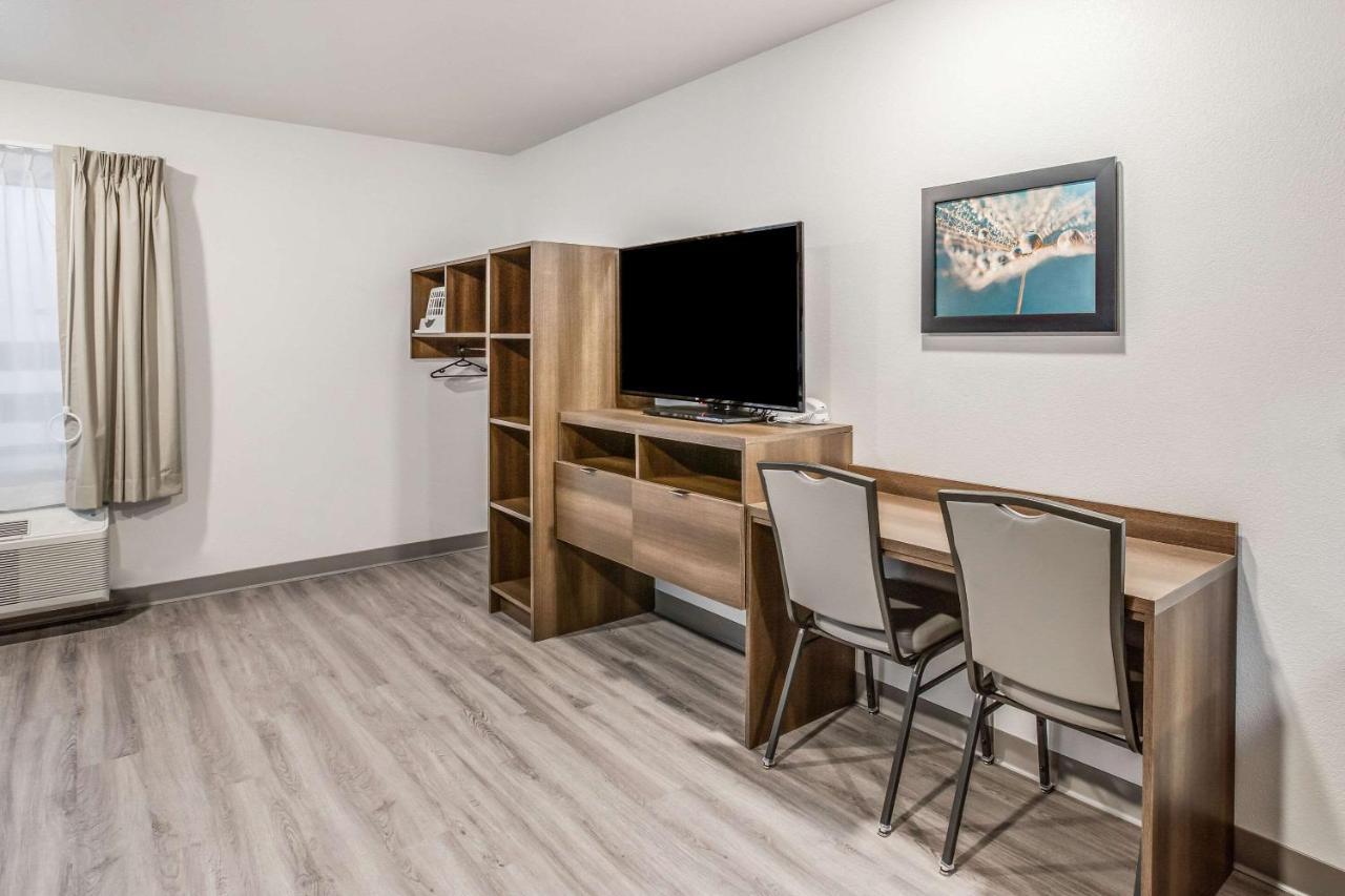 Woodspring Suites Detroit Farmington Hills Exteriér fotografie