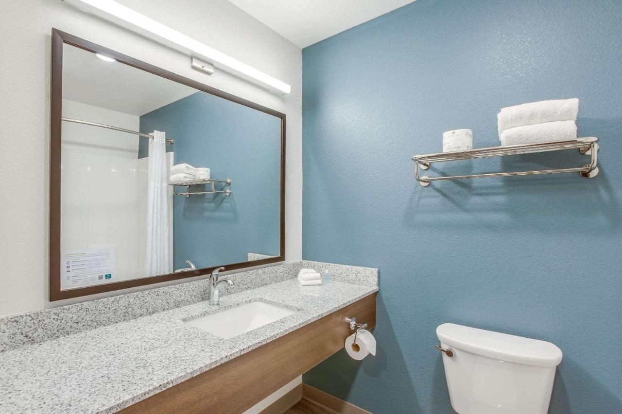Woodspring Suites Detroit Farmington Hills Exteriér fotografie