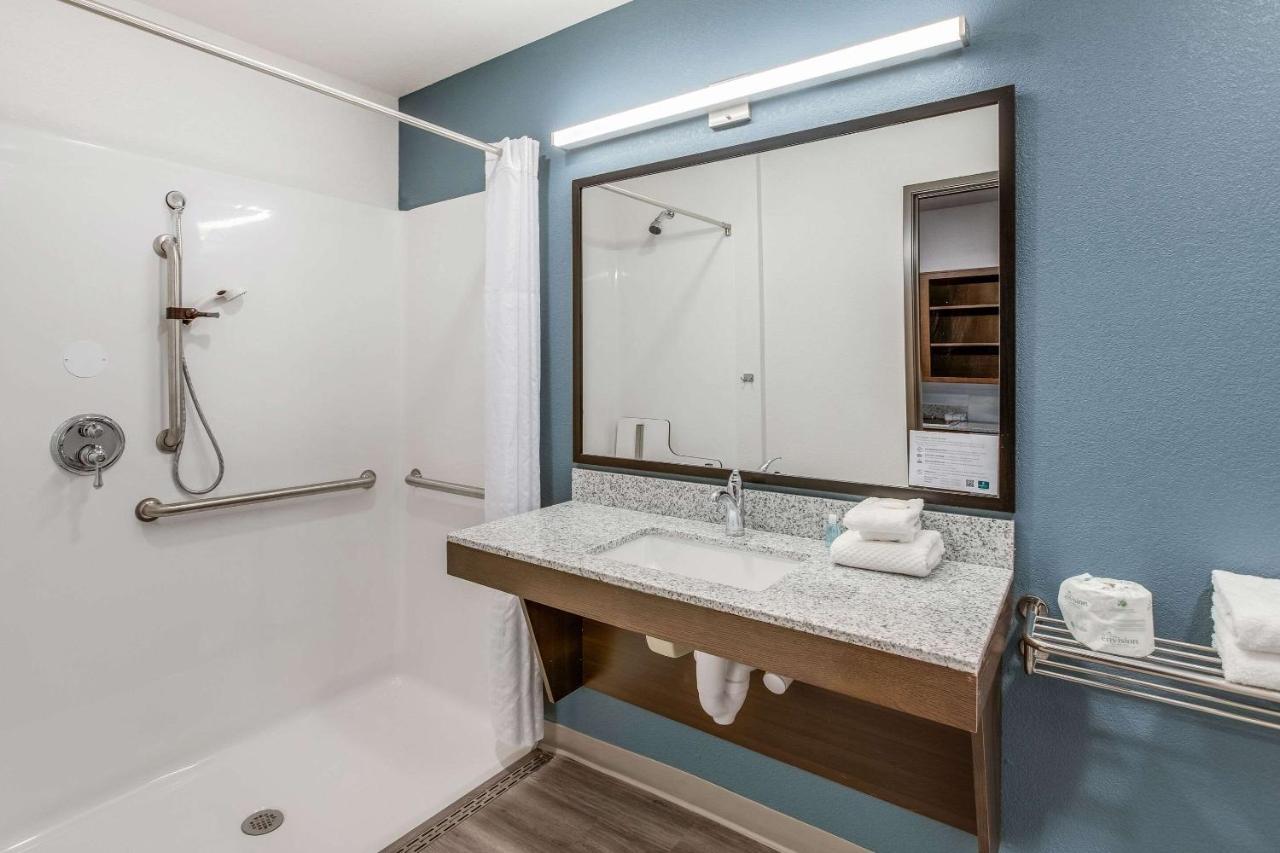 Woodspring Suites Detroit Farmington Hills Exteriér fotografie